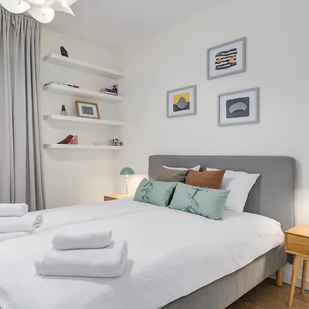 Bartycka 24b By Nyx Apartment Warsaw